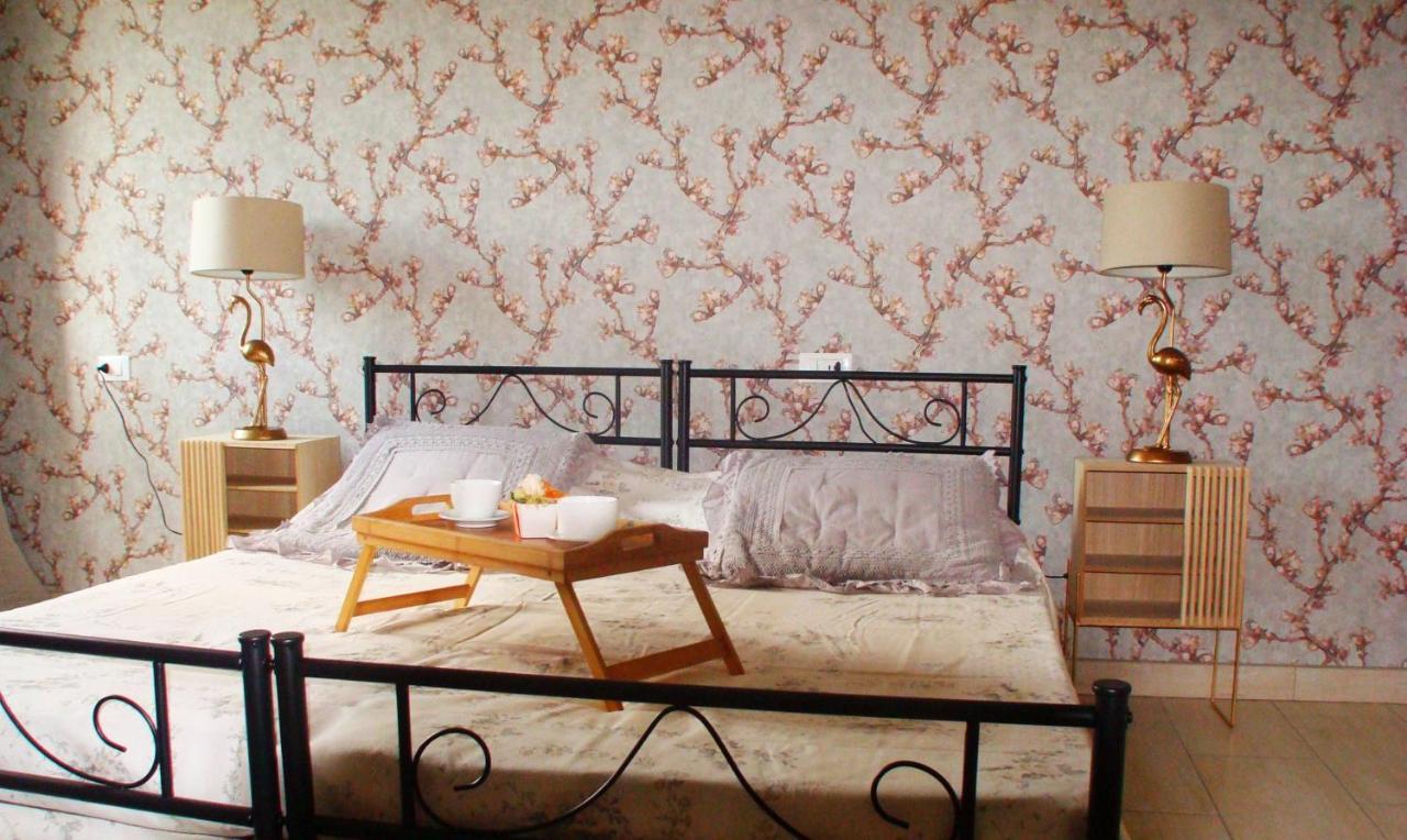 La Finestra Sulla Fiera Bed & Breakfast Bologna Exterior photo